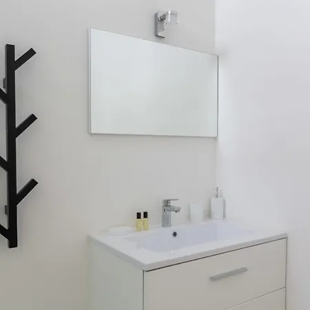 Apartamento Guestready - Modern In Center For Up To 4 Guests! *